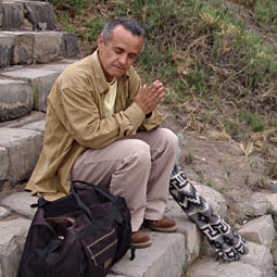 <H4>Tito La Rosa</H4>